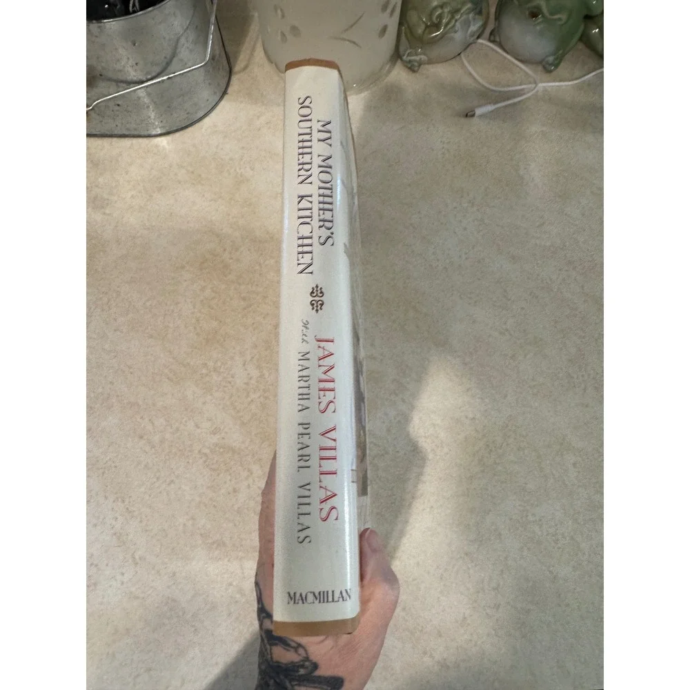 My Mother's Southern Kitchen James Villas Martha Pearl Villas Cookbook 1994 HC
